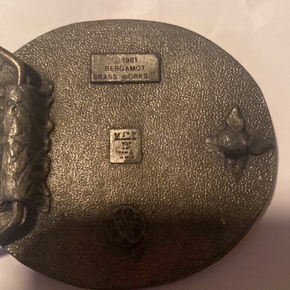 Bergamot Belt Buckle brass Works I’m proud to be an American 2.5×3” 1981 - Picture 7 of 7